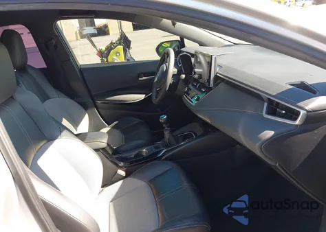 2020 Toyota Corolla Xse z USA, uszkodzony, nr VIN JTNA4RBE8L3094729